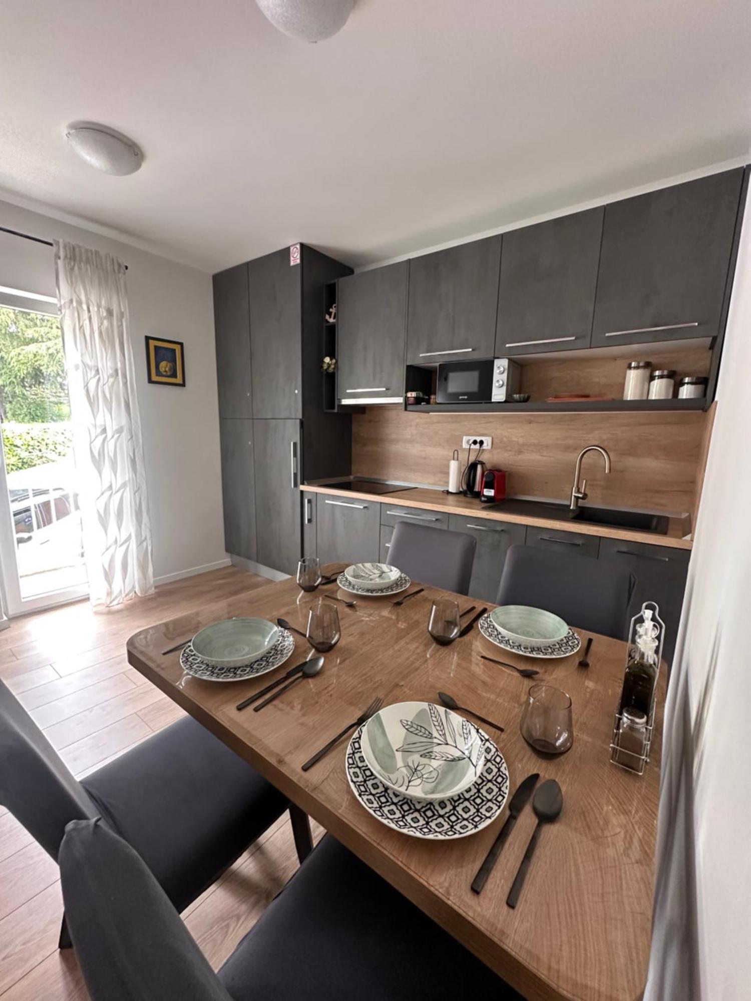 Apartman โอปาติยา ภายนอก รูปภาพ